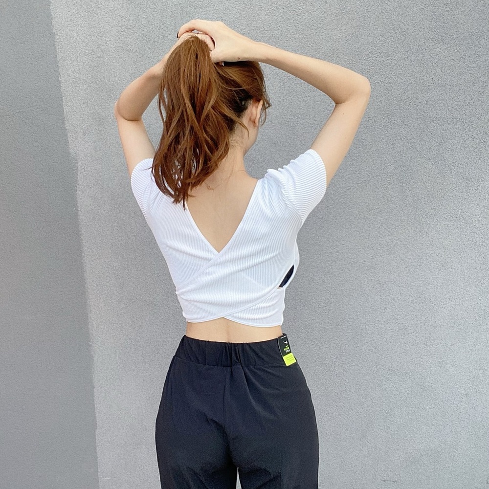 •NWT• ANWND Ribbed Back X Detailed Crop Top